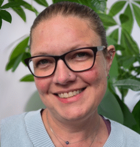 Erin Hartung Headshot POMCC